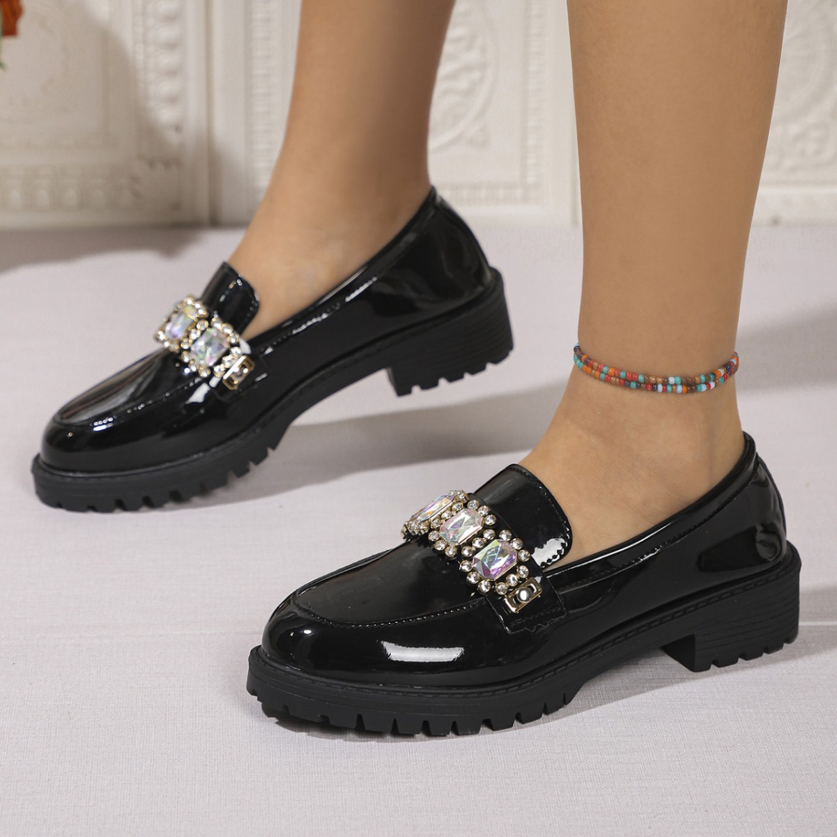 elegant slippers flat with rhinestones