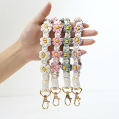 Bohemian resort style cross-border flower chrysanthemum wrist strap small daisy keychain hand-woven keychain
