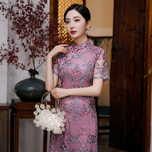 Lace Chinese dress for women oriental qipao dress Mesh embroidery and beading ladies cheongsam elegant purple mid-length banquet dress