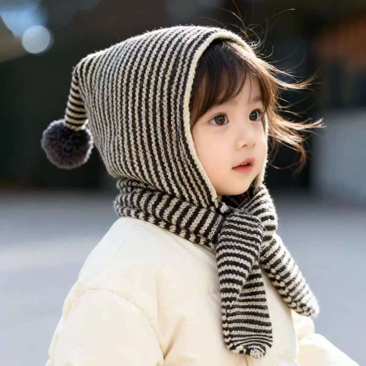 Children's hat and scarf set, warm and windproof for autumn and winter, knitted with striped yarn, unisex, ear-covering hat for babies