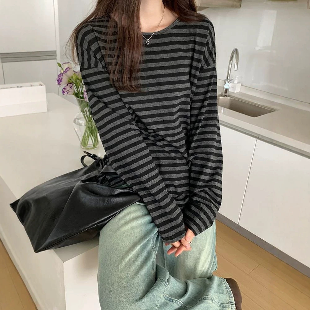느긋한 스타일 스트라이프 긴팔 티셔츠 캐주얼 루즈핏 미디엄 기장 외출 이너 베이직 상의 여성 상의 심플