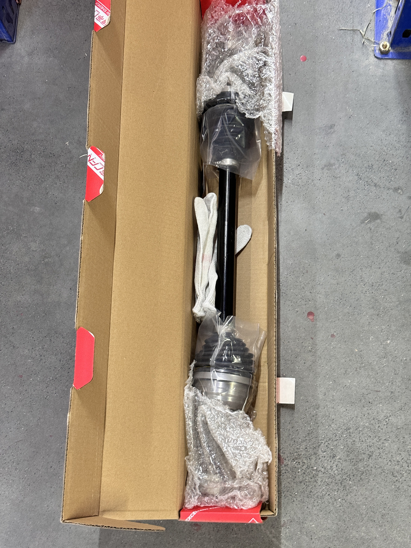 In-stock at the warehouse: Tesla Model S 2012-2016 front right half axle assembly 1030616-00-D