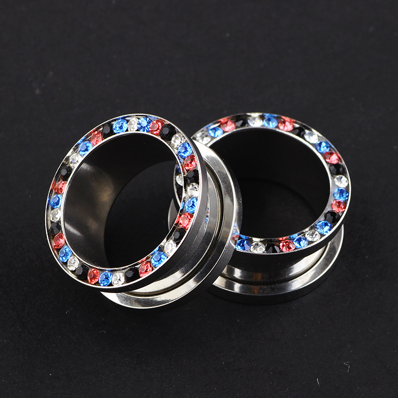 Pointed titanium steel lip stud product view
