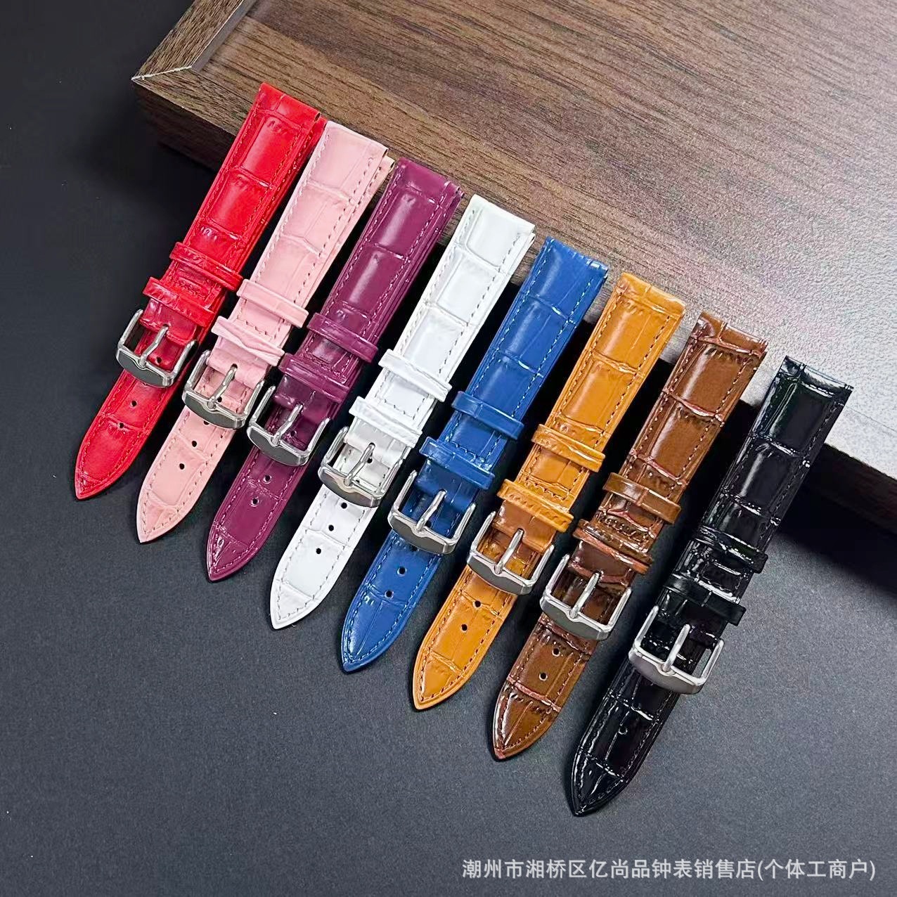 Factory wholesale genuine leather watch straps with bamboo texture and pin buckle, available in men's and women's styles, genuine leather watch straps, watch chains, and watch accessories in stock