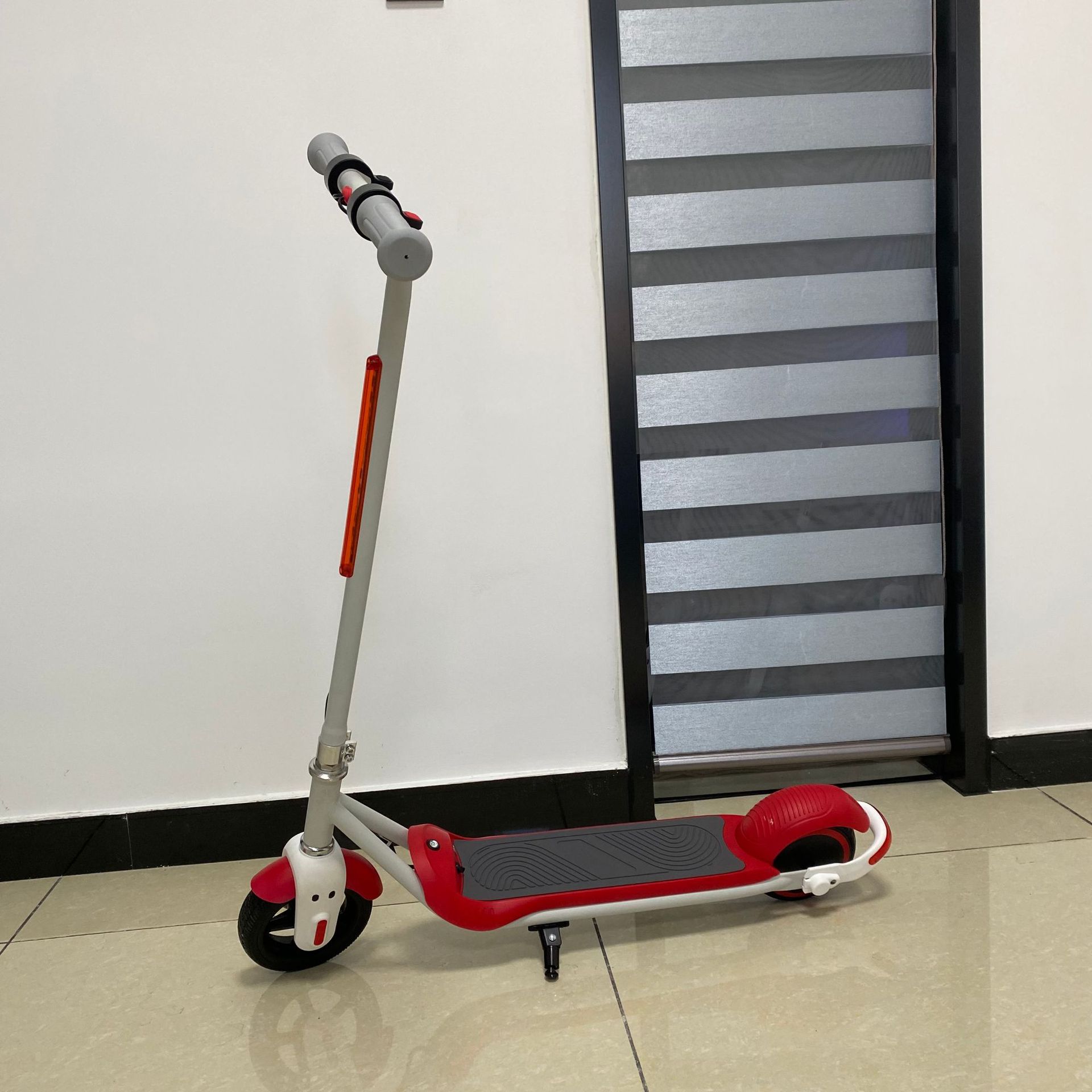 NUEVO Scooter eléctrico 2023 superventas de 6,5 pulgadas coche eléctrico para niños adolescentes Scooter