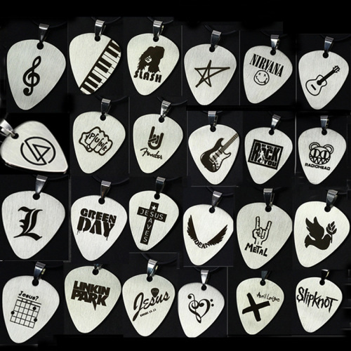 DIY engraved titanium steel love-shaped necklace pendant guitar pick music jewelry pendant