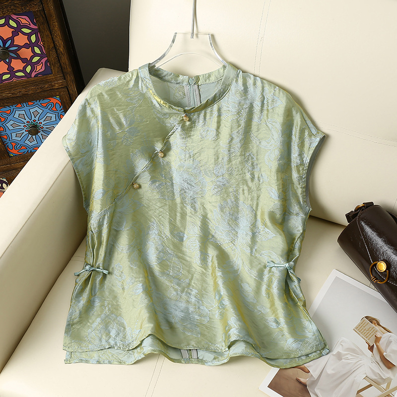 Young Chinese-Style Summer New Short-Sleeved Shirt, Shimmering Brocade Shirt, Diagonal Placket, Cheongsam Collar, Elegant Women's Shirt Young Chinese-Style Summer New Short-Sleeved Shirt, Shimmering Brocade Shirt, Diagonal Placket, Cheongsam Collar, Elegant Women's Shirt