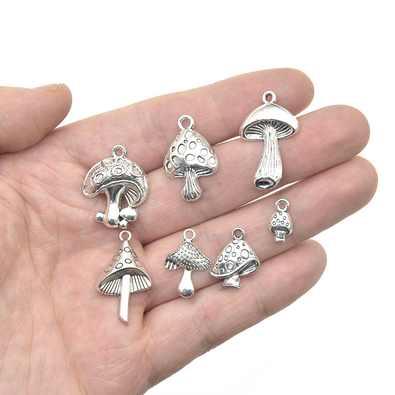 DIY Jewelry Accessories, Bracelets, Necklace Classification 1 Piece Alloy Mushroom Pendant DIY Jewelry Accessories Bracelets Necklace