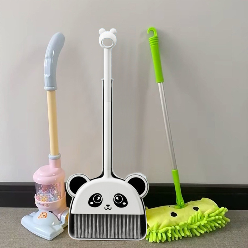 Children's Broom Dustpan Mop suit Mini Small Broom Baby's Play Sweeping Vacuum Cleaner Toy Combination Children's Broom Dustpan Mop suit Mini Small Broom Baby's Play Sweeping Vacuum Cleaner Toy Combination