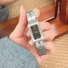 批发女士厂家女表时尚链表防水深度新玫瑰金小手米莉莎方形钨钢