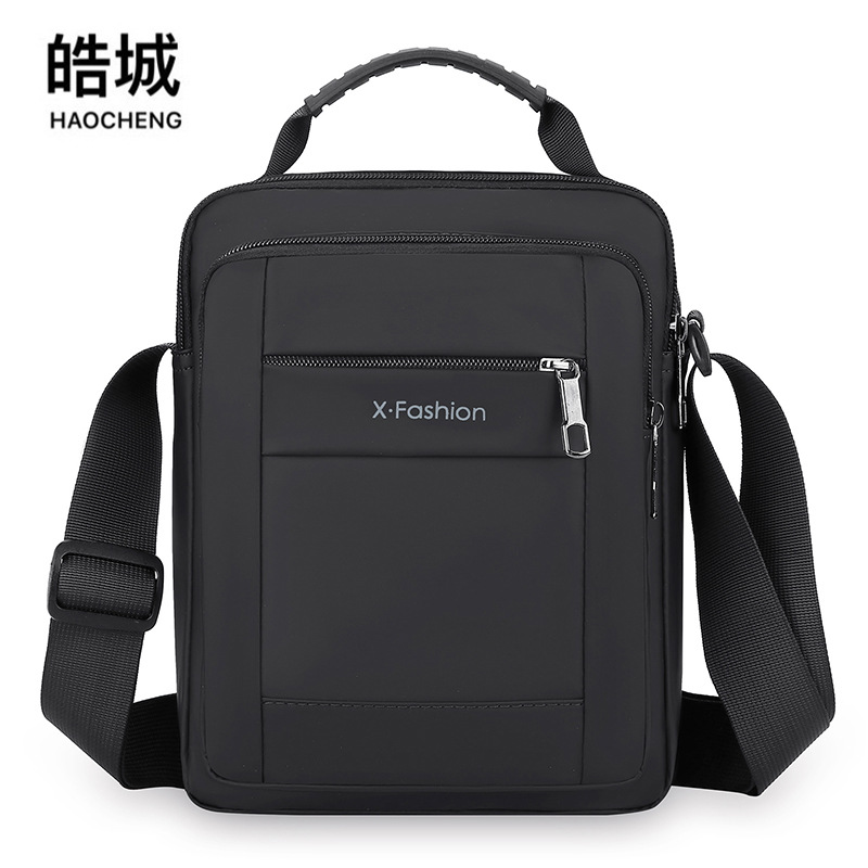 2024 nuevo bolso de mensajero de hombro ligero para hombre transfronterizo, bolso de deporte al aire libre de ocio y simple