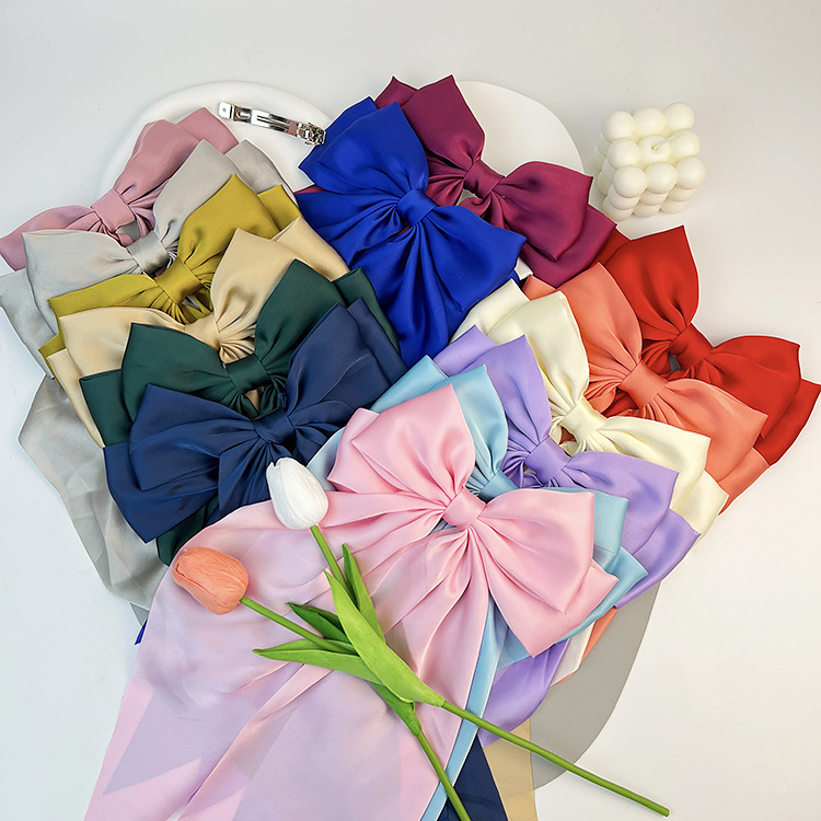 Women's Sweet Bow Knot Satin Hair Clip display picture 2