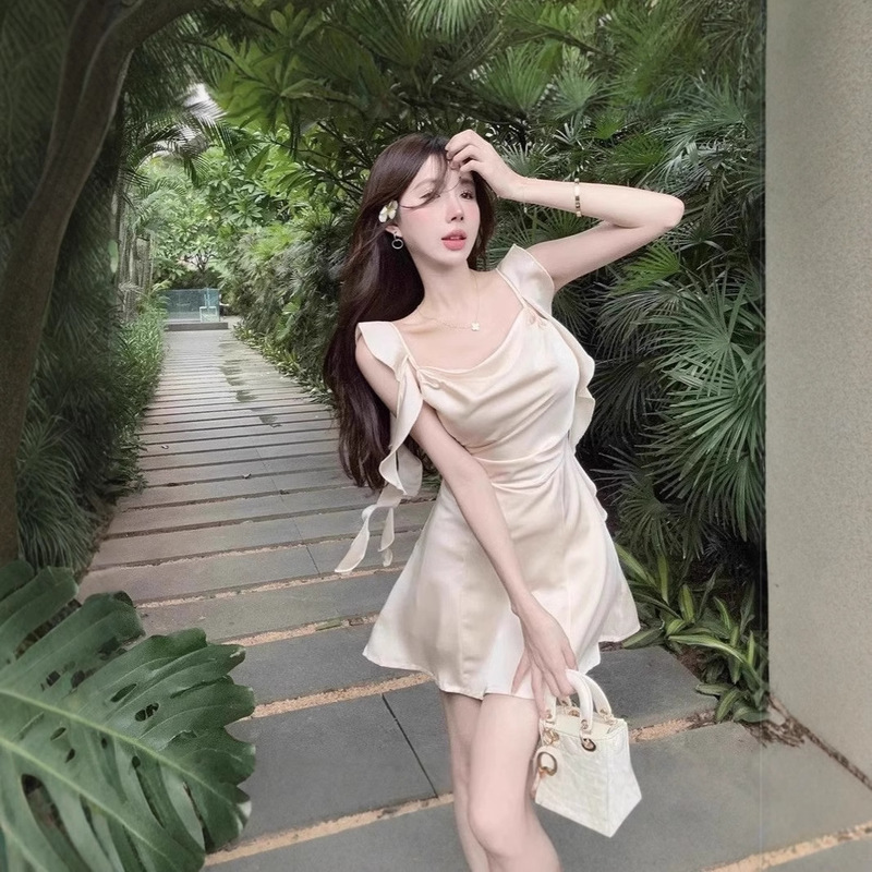Hot Girl Short Skirt Square Neck Satin Waist Dress Women's Summer Design French Suspender Skirt Fairy Ribbon Skirt
