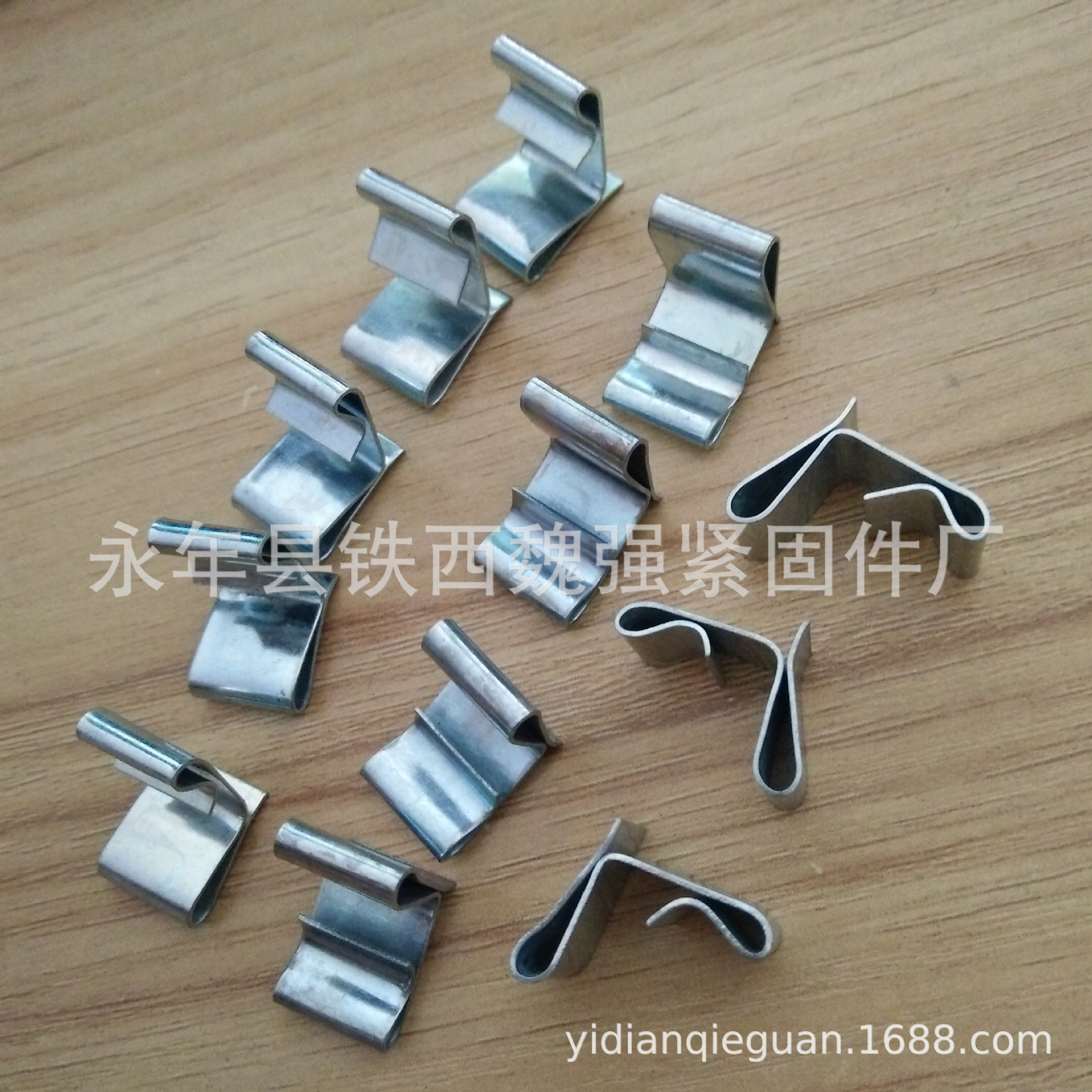 镀锌桥架免焊扣卡扣锁不锈钢弹簧扣锁桥架盖板紧固件