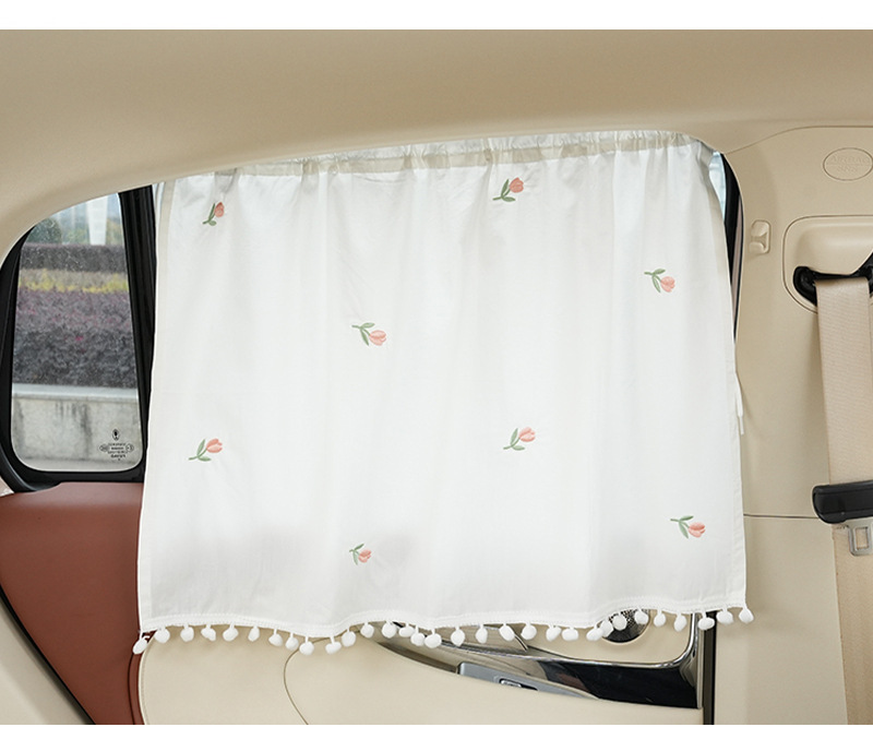 Car sunshade cotton embroidered bear car side window heat insulation sunshade creative telescopic car sunshade