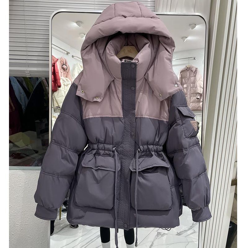 White Duck down Factory Direct Sale Mid-Length down Jacket for Women, New Winter Style with Color-Blocking, Waist-Cinching, Petite Fashion Trend