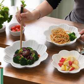 酒店瓷菜盘子家用中式餐具简约花式商用碟子梅花形盘不规则出口