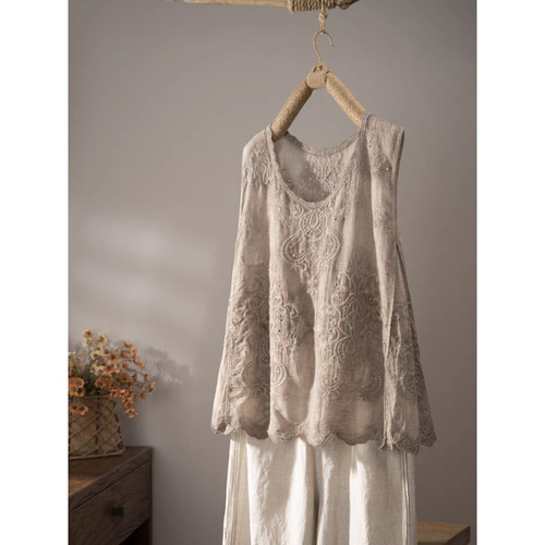 Vintage pure cotton embroidered loose vest for women—summer outerwear, retro colorful sleeveless top, Mori girl-style waistcoat.