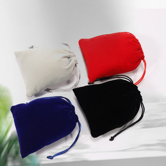 Factory wholesale black flannel bag drawstring bag jewelry gift packaging bag headset storage bag logo