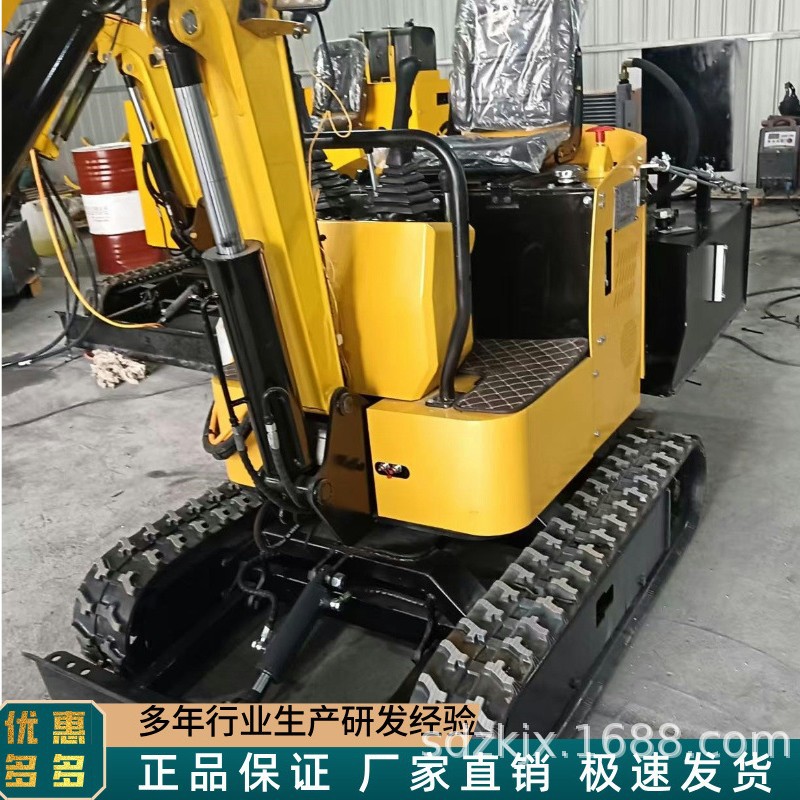 中铠生产机载式铣刨机  隧道矮墙加固用凿毛机  座驾式隧道凿毛机