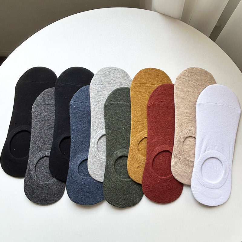 Calcetines de los hombres de corte bajo antideslizante silicona invisible todo partido casual color sólido calcetines de algodón fábrica al por mayor