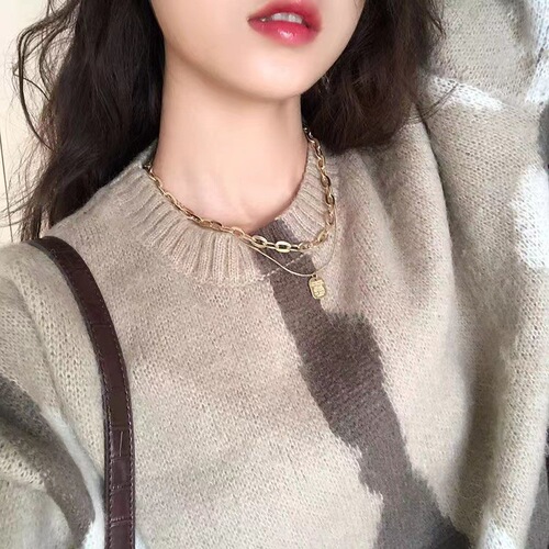 Layered Double Wearing Necklace for Women, Autumn and Winter, Unique High-End Style, Lightweight, Long-Sleeve Woolen Chain, Korean Version, Ins Lockchain