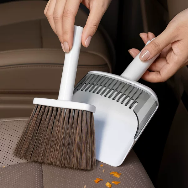 Home Desktop Car-Mounted Broom Keyboard Cleaning Brush Small Set with Dustpan Computer Debris Brush Dust Duster