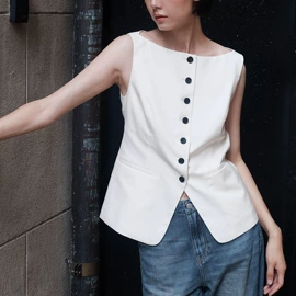 连衣裙;女式羊毛衫;女式针织衫