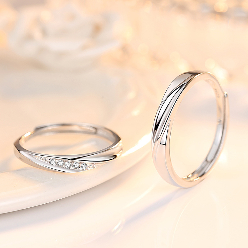 Anillo de pareja de amor de plata esterlina entrelazada