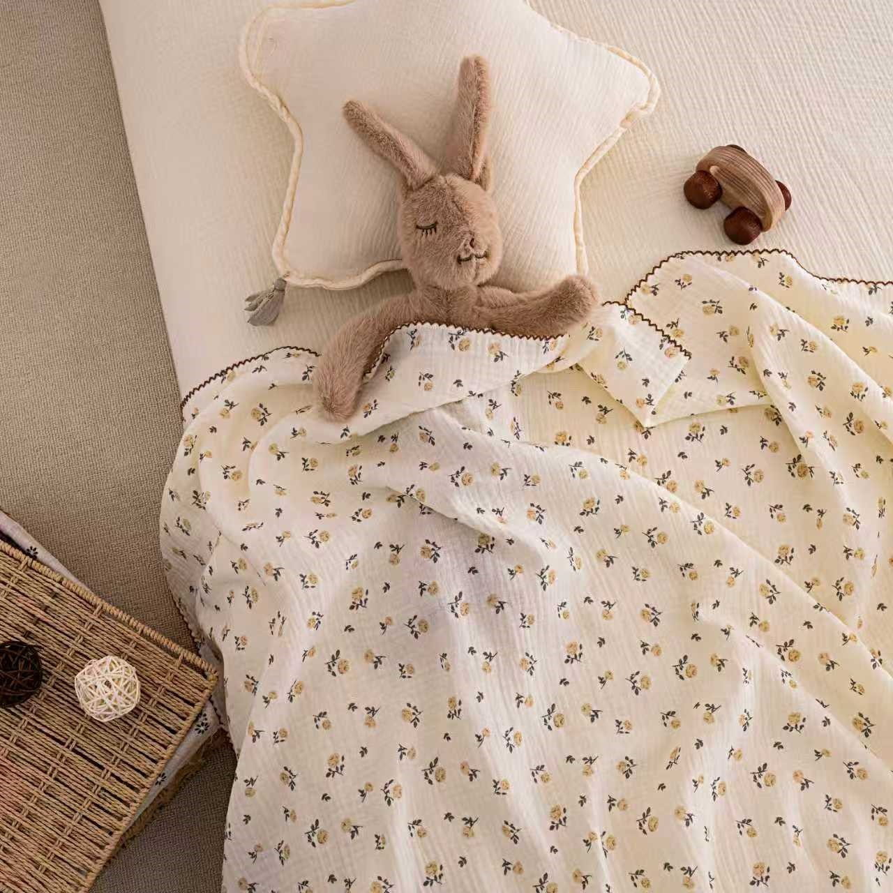 2025 Baby Blanket Four Seasons Gauze Air-Conditioning Quilt Kidsren's Cotton Wrinkled Cloth Baby Blanket Cartoon Pure Cotton Comfort Blanket