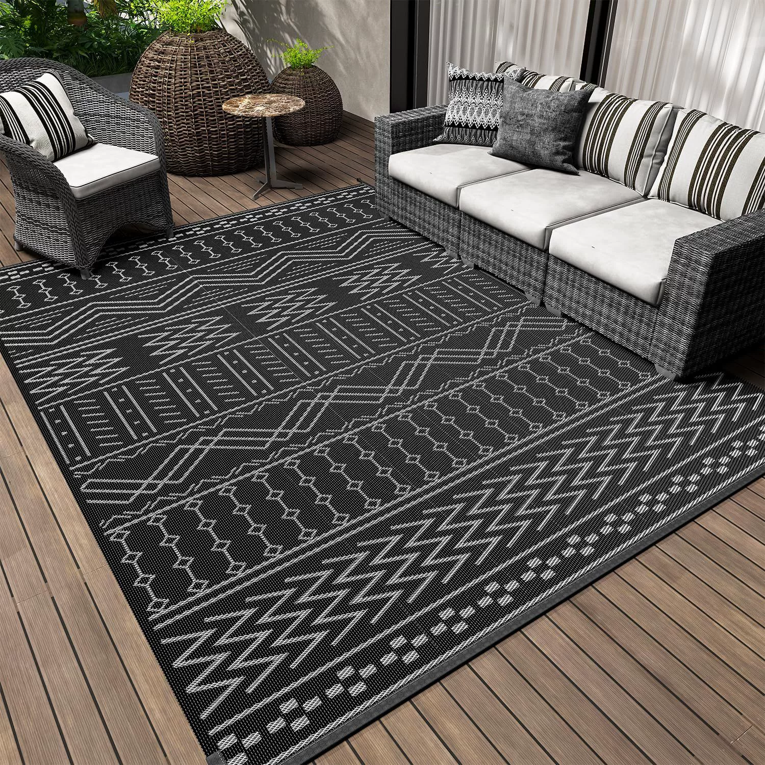 Wear-resistant beach carpet for camping, boho style