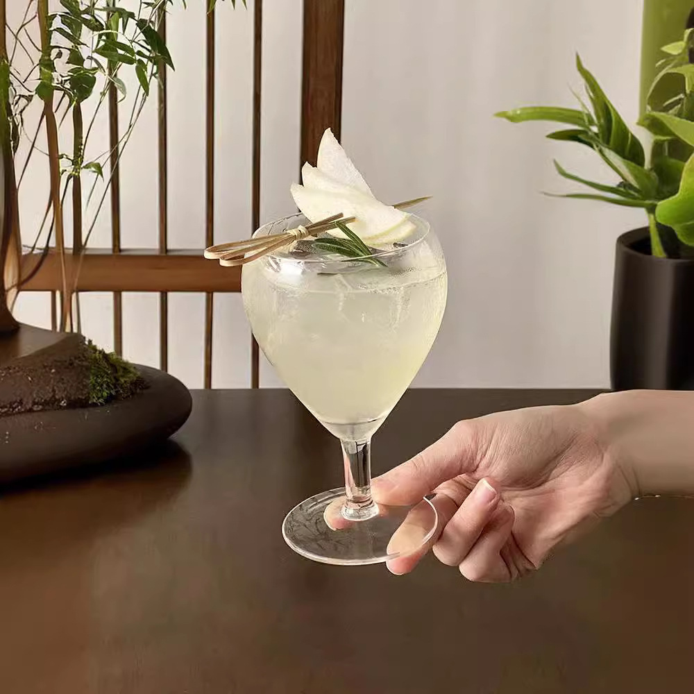 Vaso de goteo retro taza de té creativa taza de té de alto valor especial taza de bebida fría taza de jugo taza de cóctel de pies altos