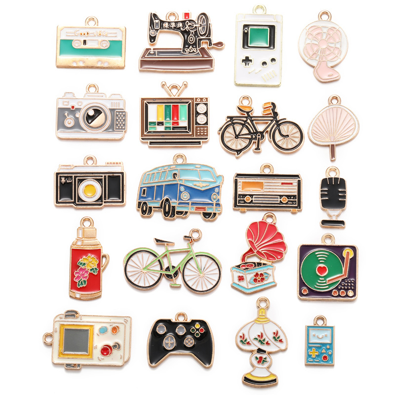 20款滴油复古怀旧自行车缝纫机相机吊坠 DIY合金饰品配件挂件W404