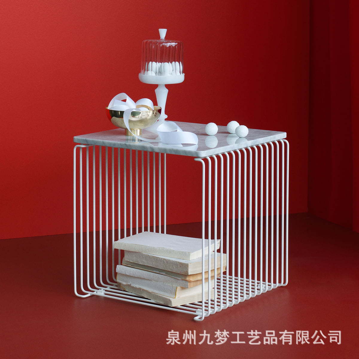 金属のサイドのいくつかの線の物置棚のベッドの頭の棚は本棚の床の壁掛けのソファーのサイドキャビネットの小さいテーブルの小さいお茶のテーブルを収納します。