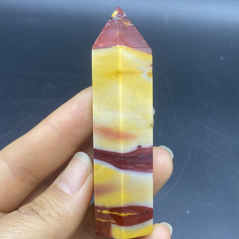 天然蛋黄石柱子小摆件精品水晶雕刻件桌面摆件手工雕刻件装饰买一送一 图 1