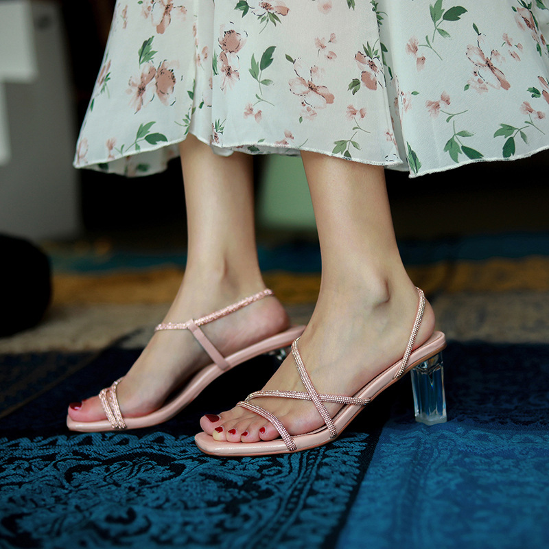 2021夏季网红同款一字带透明凉鞋女真皮水晶粗高跟凉拖鞋性感露趾