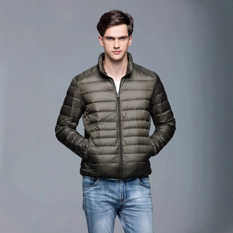 2025 New down Jacket Men's Premium Lightweight Jacket Lightweight Hooded Stand Collar White Duck down Portable Jacket