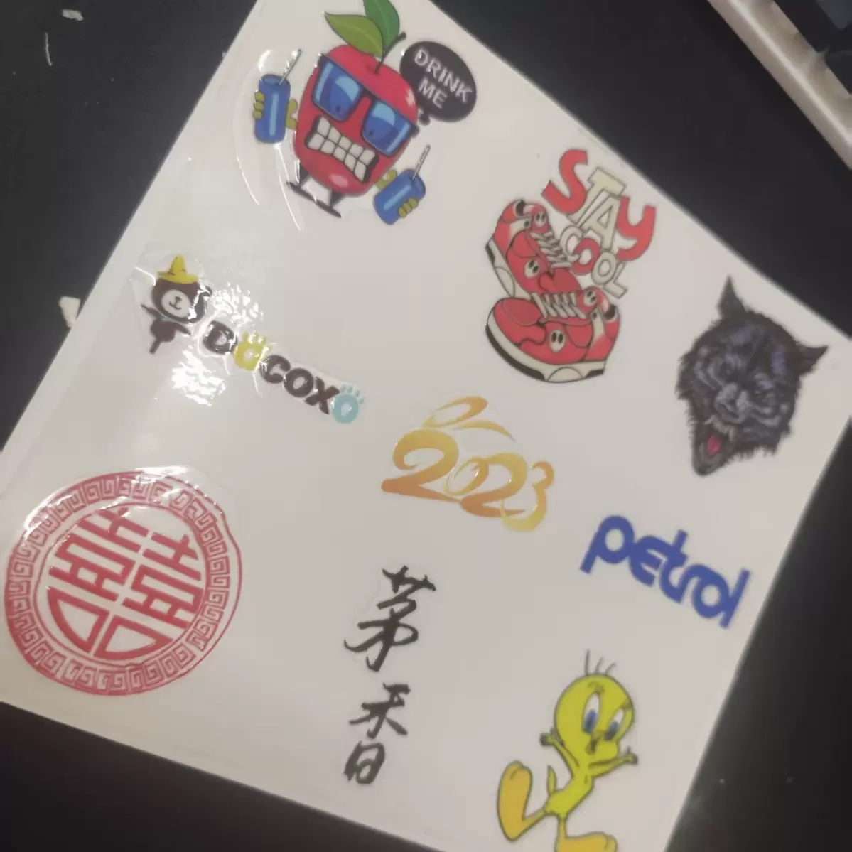 标签贴印刷加工电器铜版纸不干胶电子产品商标贴纸卷装标签