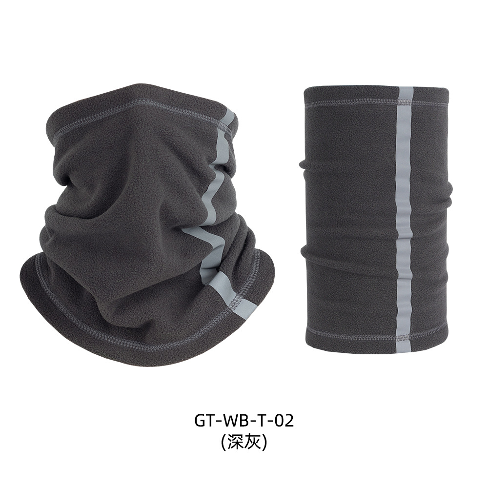 冬には保温して、スキーの首をかぶって、首を囲むマフラーに乗って、ベルベットのマスクのスカーフを飾っています。