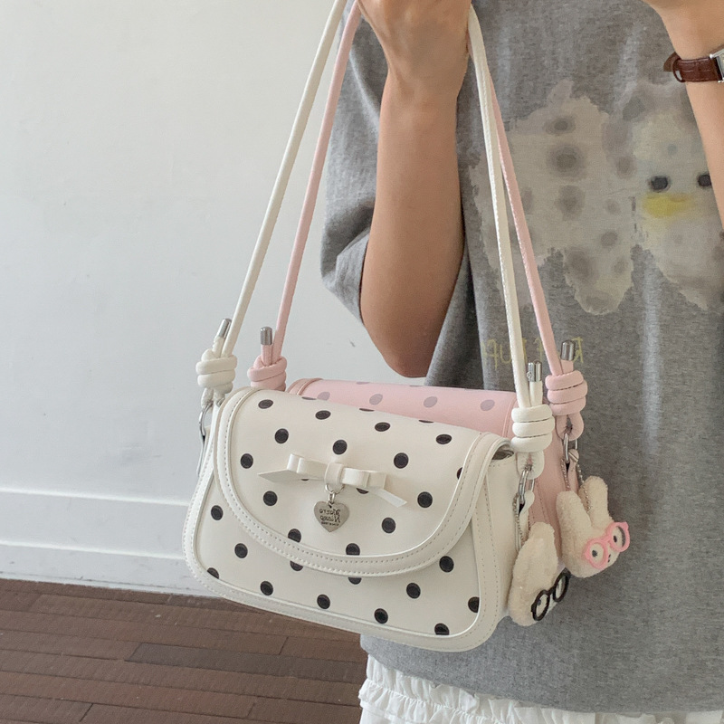 Inspiración coreana de punto de hombro mochila de hombro de mujer bolso de arco pequeño bolso cuadrado de diseño diario de moda