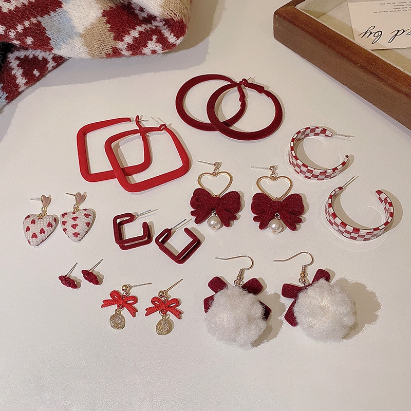 925 silver needle autumn and winter New plush earrings women's retro elegant high sense earrings trendy personalized earrings wholesale