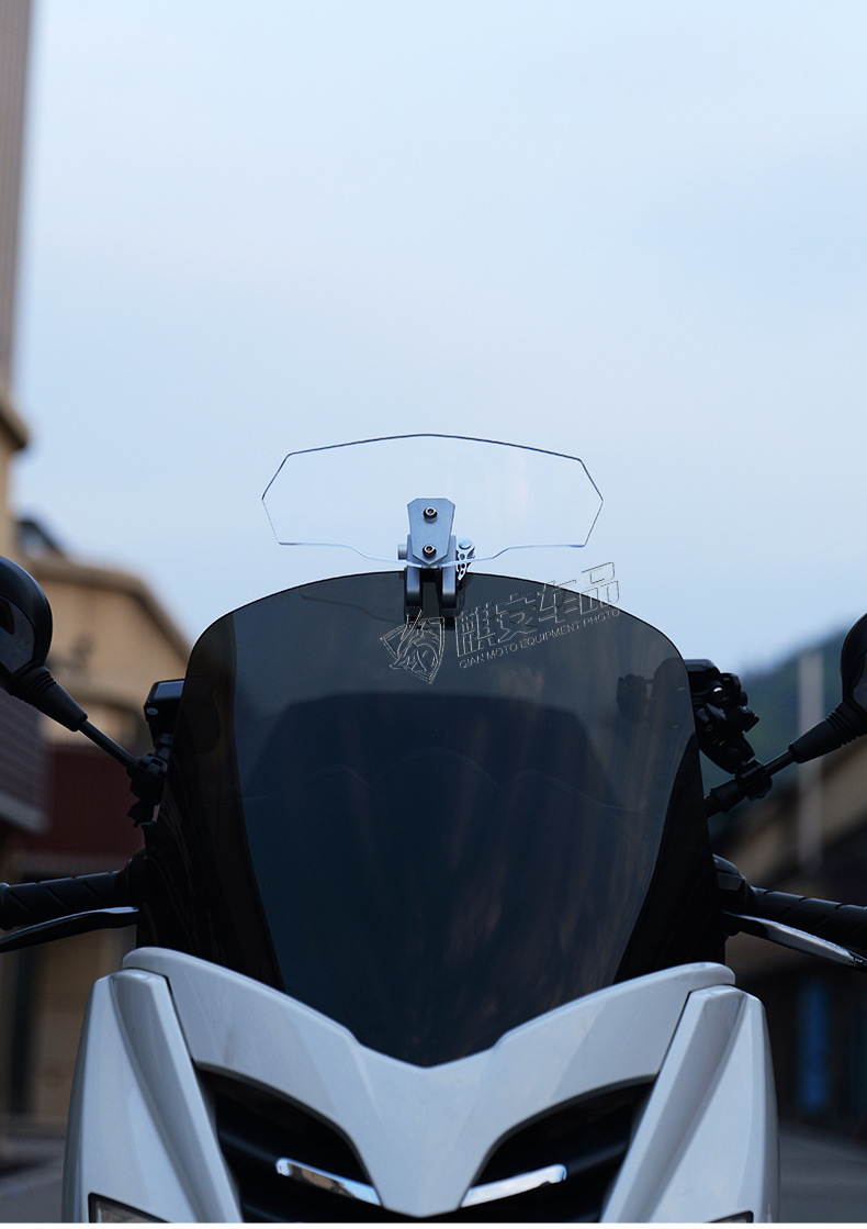 Universal Heightening Small Windshield Adjustable Front Windshield Glass Modified Windshield Motorcycle Windshield Wind and Rain Protection Sand