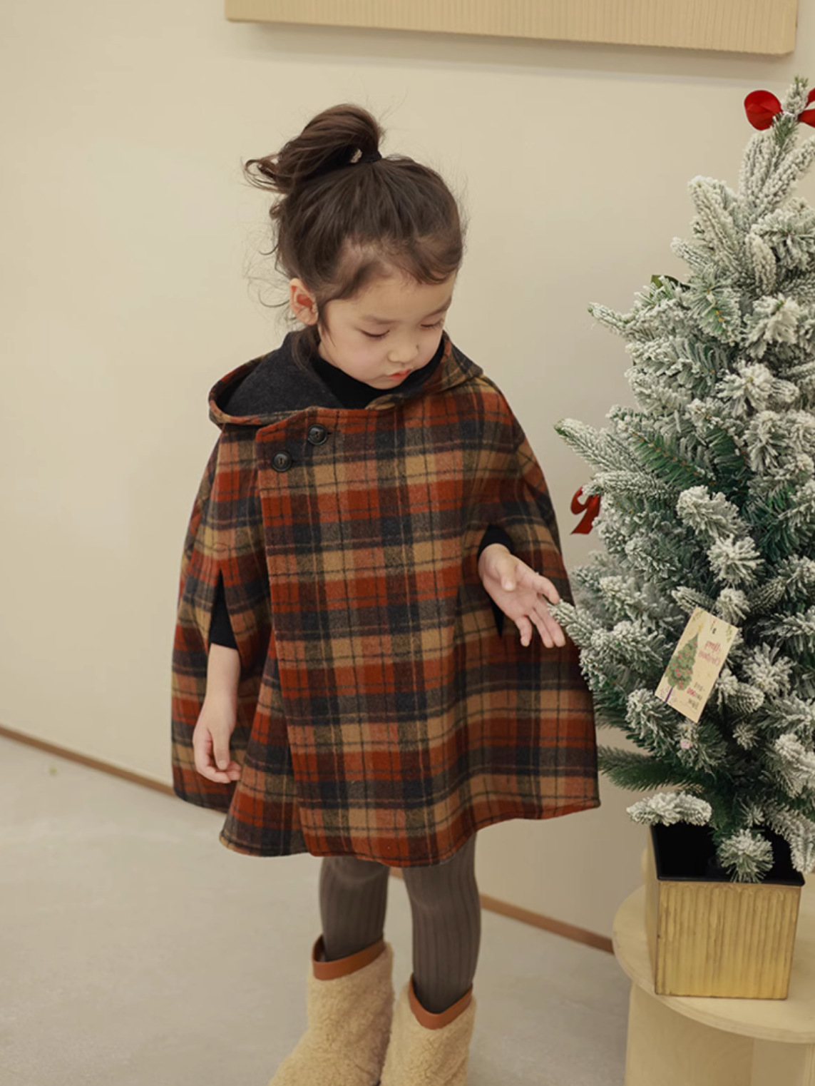 Kinderkleidung Mädchen Herbst und Winter neue Kinder spitzer Hut karierter Baumwollclip dicker Wollmantelumhang_voghion.com