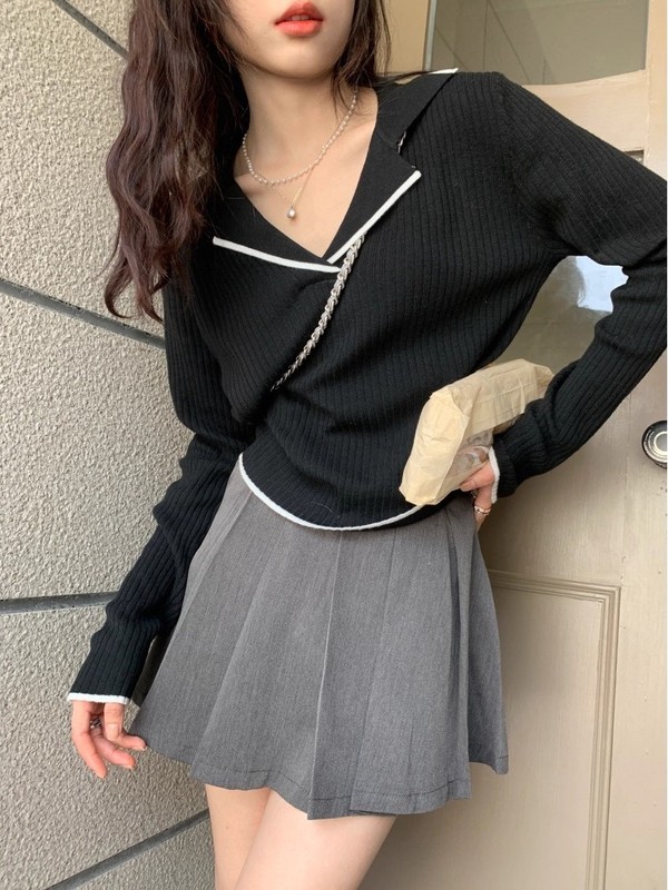 V领长袖毛衣女设计感小众秋冬季套头翻领修身内搭打底针织衫上衣|undefined