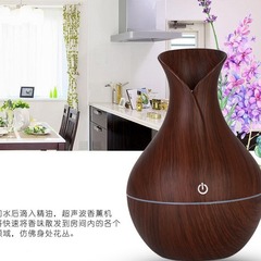 メーカーアマゾン創意ボール走馬灯創意木目小花瓶usb七色灯事務加湿器