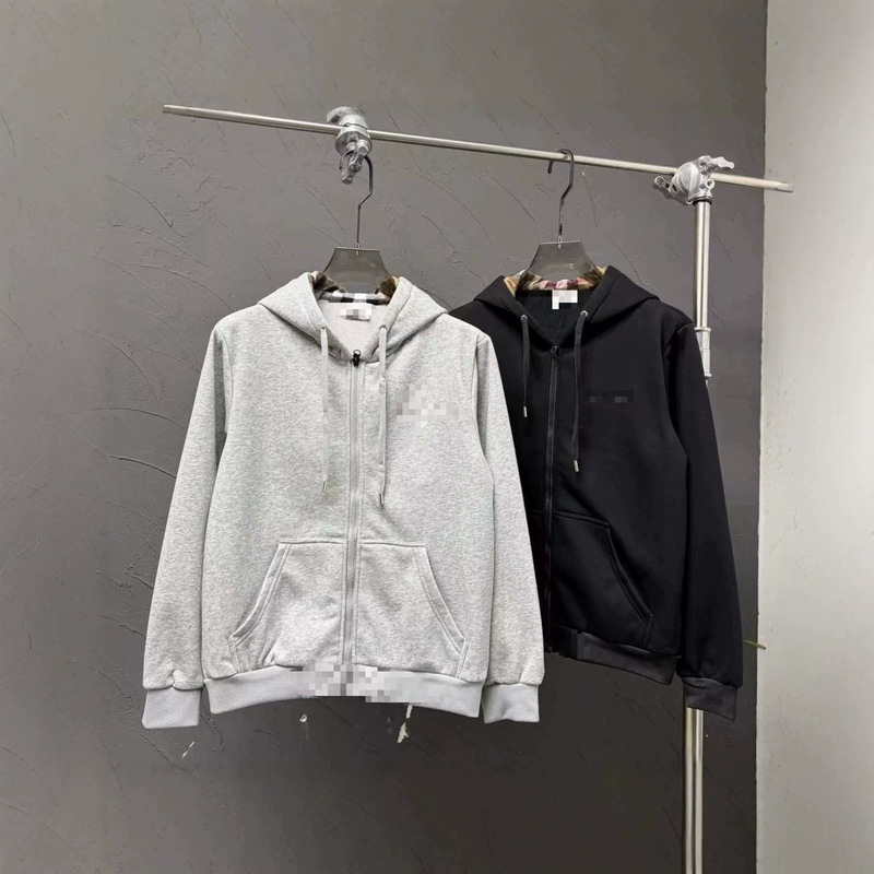 High-Quality British-Style Hooded Men's Sweatshirt for Autumn and Winter, Available on Cross-Border European and American Platforms, with Embroidered Logo Options, European Sizes Large High-Quality British-Style Hooded Men's Sweatshirt for Autumn and Winter, Available on Cross-Border European and American Platforms, with Embroidered Logo Options, European Sizes Large