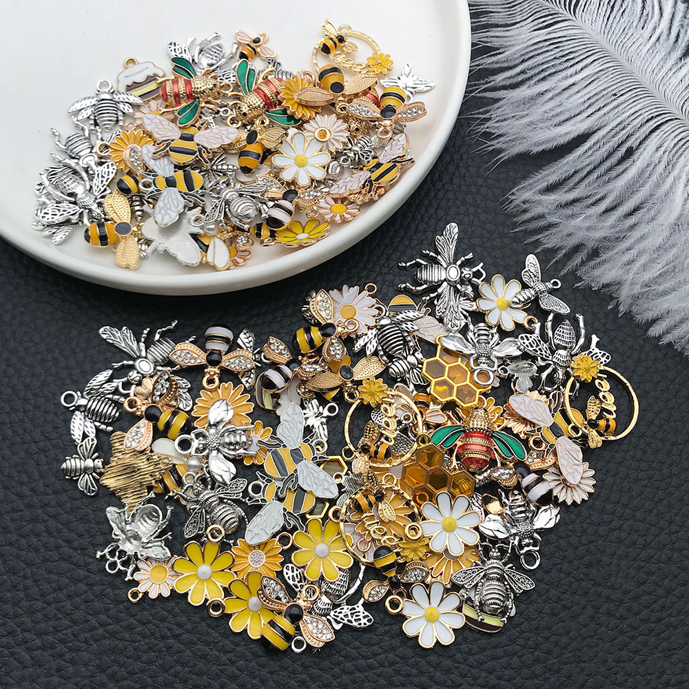 混120个小蜜蜂DIY饰品配件昆虫动物合金滴油发饰耳饰吊坠手工跨境详情11