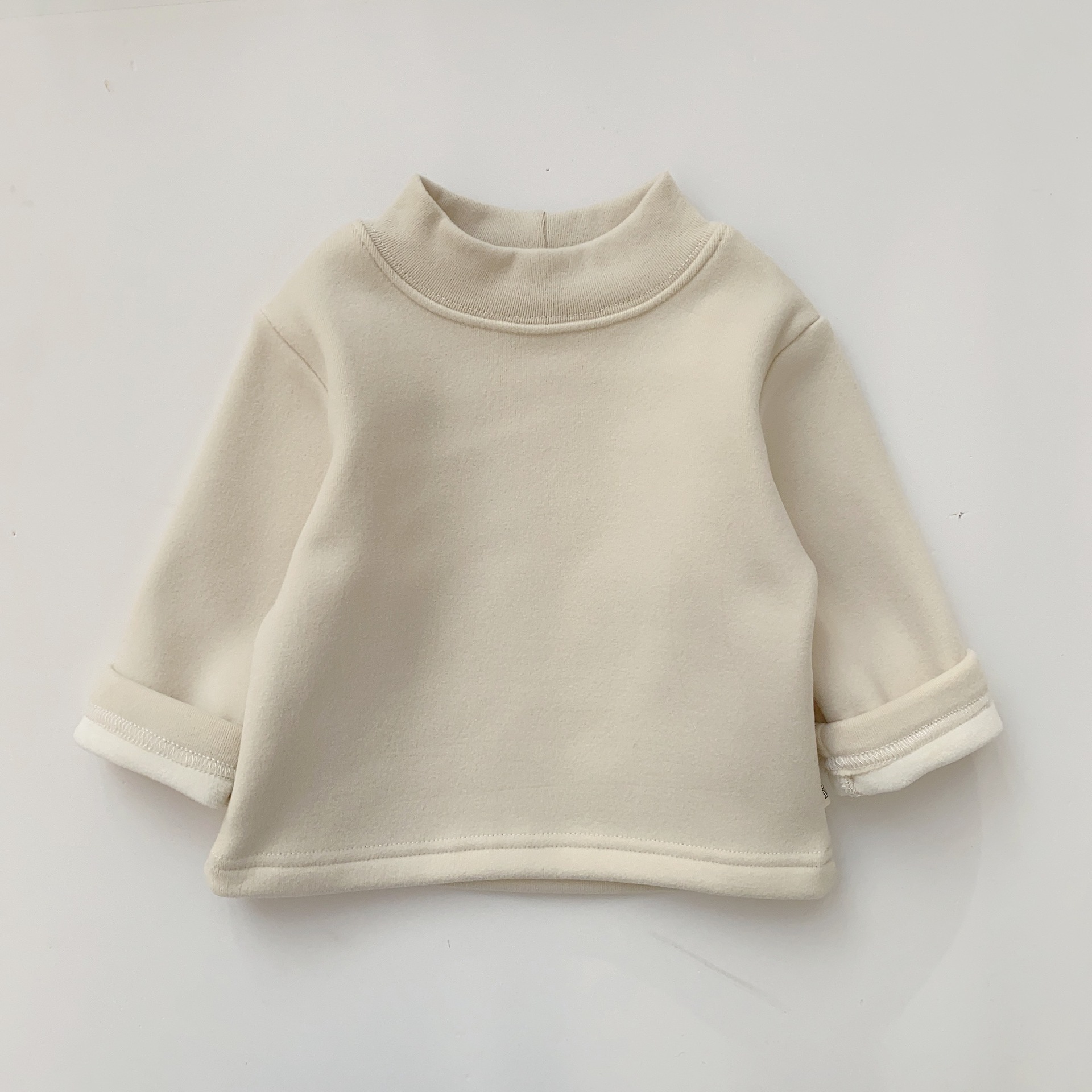 Camisa de fondo forrada de lana para niños de invierno para niños ropa infantil de estilo coreano suéter engrosado niños y niñas de manga larga superior caliente