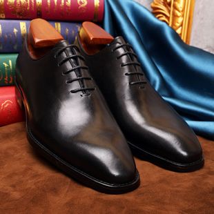 Business Dress Oxford Shoes Men's Wedding Shoes Head Layer Cowhide Carved British Retro European and American Trendy Shoes