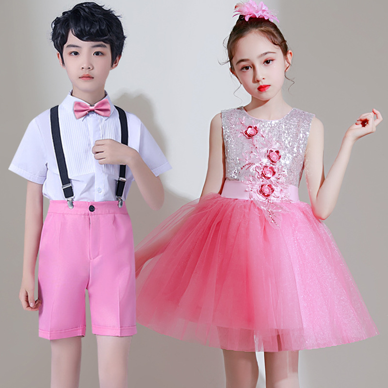 Uniforme de rendimiento coral infantil del 1 de junio Coro de estudiantes de primaria y secundaria Anfitrión de rendimiento de recitación de niños y niñas